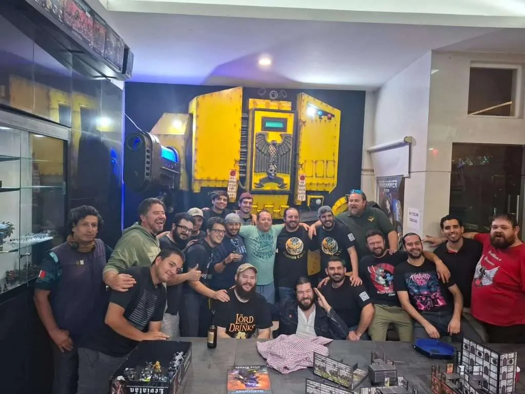Miembros de los diferentes clubs de warhammer, participando en el Waterdeep GT 3rd edición, uno de los eventos que formaron parte de las celebraciones por los 4 AÑOS DE WATERDEEP